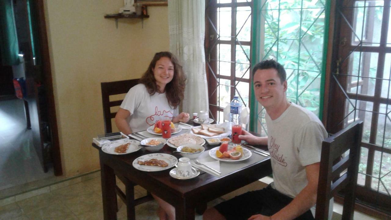 Water Front Home Stay And Resort Анурадхапура Екстериор снимка